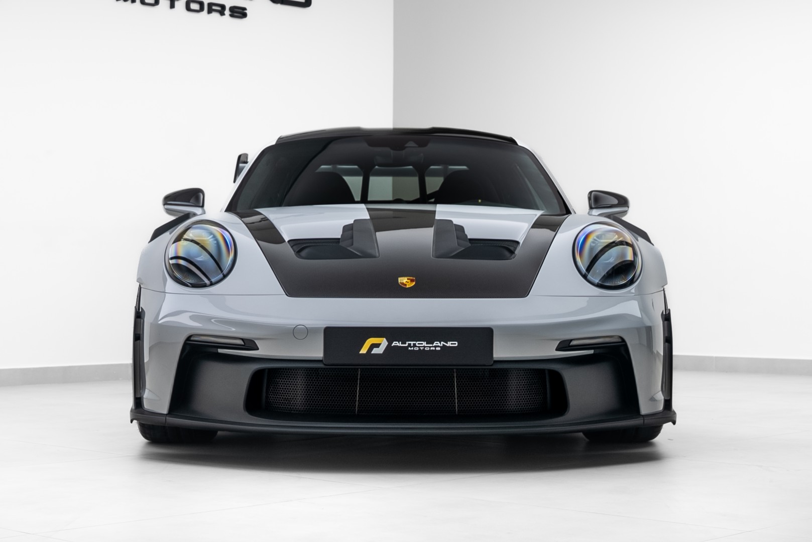 2024 PORSCHE 911 GT3 RS WEISSACH┃GCC┃5 YRS WARRANTY┃CARBON CERAMIC BRAKES┃SUSPENSION LIFTER┃ HIGH SPEC
